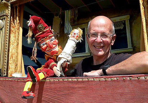 Puppeteer Les Clarke with Mister Punch and the baby. 
