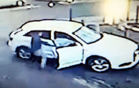 CCTV footage of the attempted carjacking