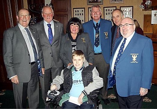 Syd Barton, Alex Reynolds (Scroungers President), Carol Dunki Jacobs (Chorlton Lady Captain), Pat Gilsenan (Chorlton Captain), Nigel Murphy (Scroungers Captain), Duncan Waters (Chorlton President), Anthony Kelly at the front.
THE Scroungers Golf Society are one of the most enduring and positive golfing fund-raisers in the region.