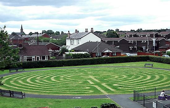 The a-mazing cut at Dunwood Park.





Two Oldham Council workers have got a little creative and produced a stunning labyrinth design in Dunwood Park, Shaw.Gardener Andy Leach and apprentice Carl Newton produced the ‘grassy’ artwork with just a traditional mower. 



It took the talented pair just three hours to produce the eye catching display, which is already proving popular with park users.