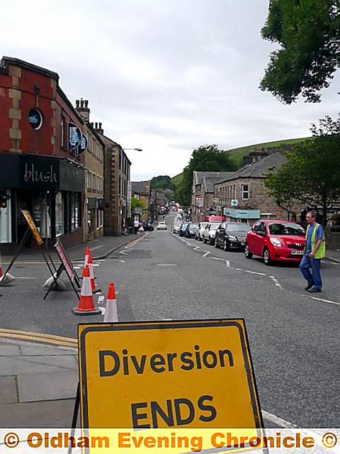 Motorists stuck at the vandalised lights.