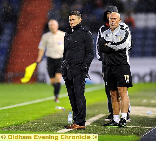 Lee Johnson and assistant Tommy Wright