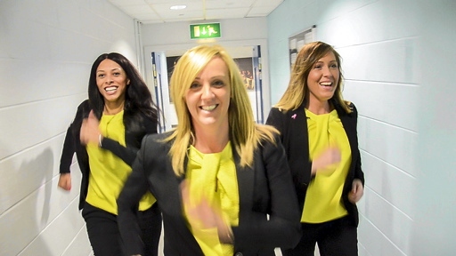 MANCHESTER Thunder coach Tracey Neville (centre) in the video