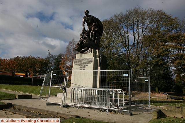 Shaw War Memorial in Shaw, Oldham.