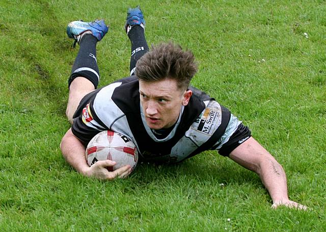 Saddleworth Rangers-v-Salford City Roosters, match played at Saddleworth. Ollie Kerr, playing for Saddleworth scores a try.
