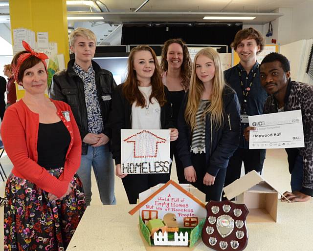 Greater Manchester College Art and Design competition, held at Oldham College. Winners Hopwood Hall left to right, Denise Bowler (judge, the Whitworth), Morgan Tunnicliffe, Natasha Openshaw, Rachel Wrigley (judge, Paper Gallery), Nicole Jenkinson, Lee Ashworth (judge, HOME), Carly Kalonji. 