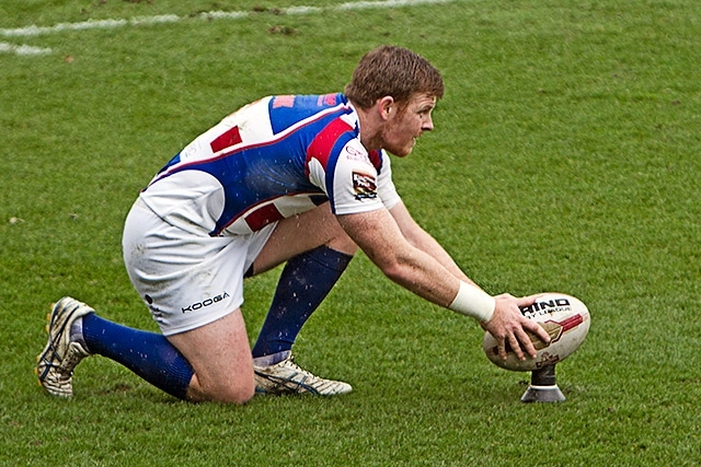 Ex-Hornets points machine Paul Crook joins Oldham