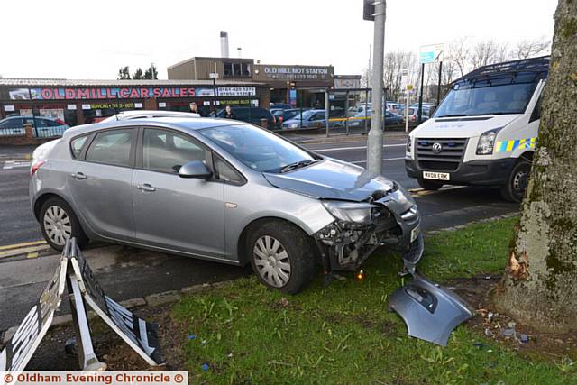 Vauxhall Astra crashed into tree on Crompton Street, Coldhurst. Occupants ran away.