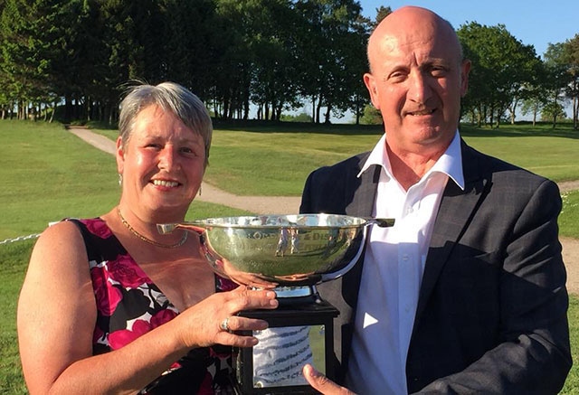 Chronicle Cup winner Louise Hinchliffe with David Whaley, secretary of the Oldham and District Golf Society 