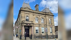 The HSBC bank branch in Oldham has closed temporarily