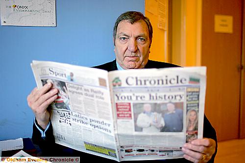 Chron, anyone? Graham Sinclair at Denshaw Village Hall. Chron, anyone? Graham Sinclair at Denshaw Village Hall.