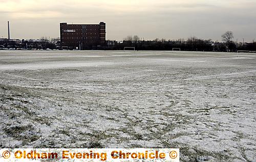 SNOWED OFF.... Clayton Playing fields, deserted 