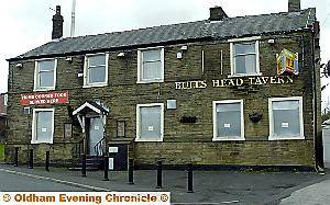 Bull's Head Tavern, Moorside: boarded up