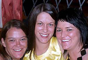 SISTERS Lisa Veal (centre) Lesley Gresty (left) and Julie Livesey SISTERS Lisa Veal (centre) Lesley Gresty (left) and Julie Livesey