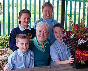 GOODBYE . . . Diane Ford says farewell to pupils at Thorp Primary GOODBYE . . . Diane Ford says farewell to pupils at Thorp Primary