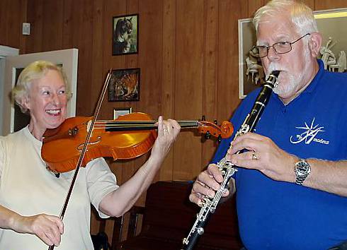 UNITED by music . . . Ann and Ken Heeks
UNITED by music . . . Ann and Ken Heeks