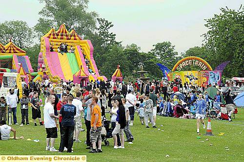 Crowds enjoy the carnival 
To buy this picture, call us on 0161 622 2130