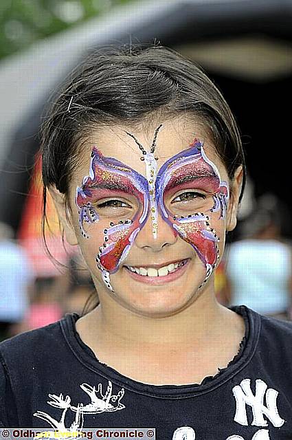 Face-painted Malissa Warburton (8) had a great time 
To buy this picture, call us on 0161 622 2130