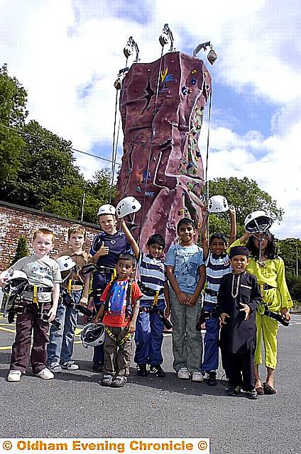 Youngsters at the foot of the wall 
