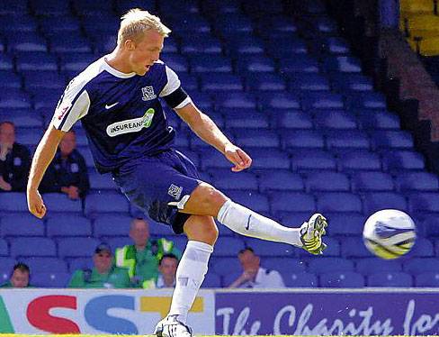 SOUTHEND are hoping lead scorer Lee Barnard can continue banging in the goals. 