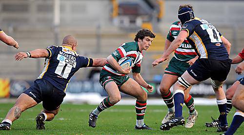 GEORGE FORD powers through the line GEORGE FORD powers through the line