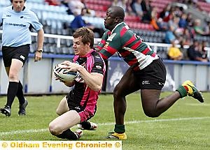 JOHN GILLAM, touching down against London Skolars. JOHN GILLAM, touching down against London Skolars.
