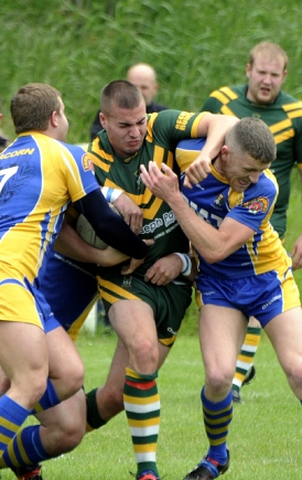 CARRYING THE FIGHT: St Anne’s Sean Thomas gets stuck in. CARRYING THE FIGHT: St Anne’s Sean Thomas gets stuck in.
