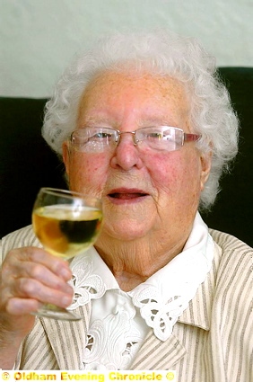 CHEERS: Alice Rushton
CHEERS: Alice Rushton