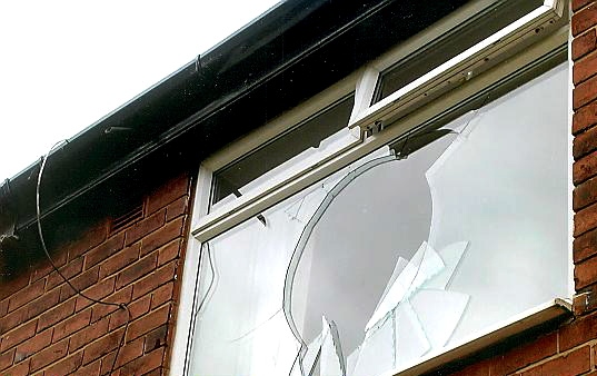 Doreen Smith claims heavy traffic has broken house windows and cracked walls  


