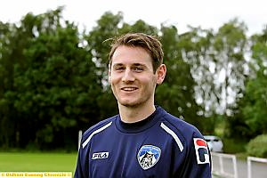 NEW Latics signing Jonathan Grounds 