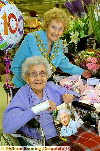 Rose Carpenter with the Mayor of Oldham, Olwen Chadderton 
