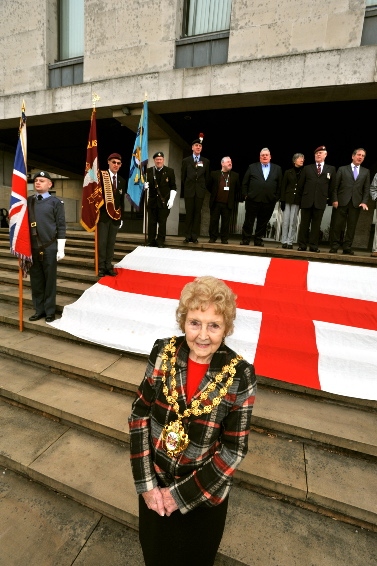 The Mayor, Councillor Olwen Chafferton, prepares to oversee the raising of the flag.
The Mayor, Councillor Olwen Chafferton, prepares to oversee the raising of the flag.