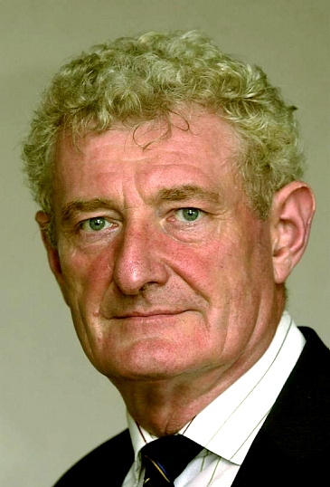 Malcolm Dunphy
Malcolm Dunphy