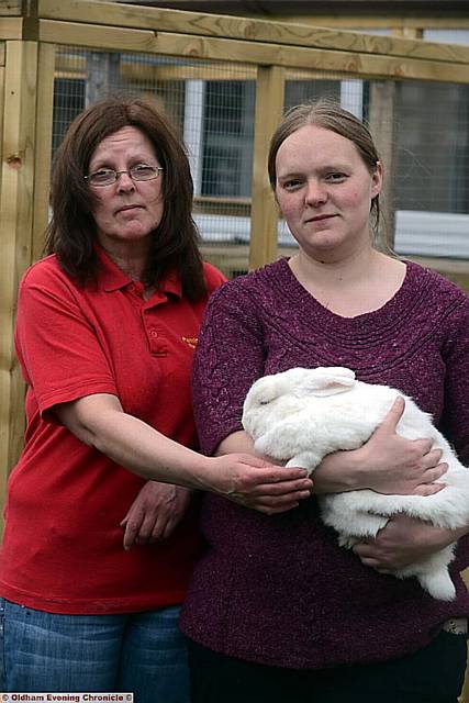 Assistant shelter manager Julie Flanagan with volunteer Sarah Robinson.
Assistant shelter manager Julie Flanagan with volunteer Sarah Robinson.