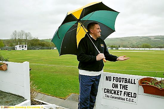 Crompton skipper Carl Taylor manages a smile despite the depressing conditions at Glebe Street. Crompton skipper Carl Taylor manages a smile despite the depressing conditions at Glebe Street.