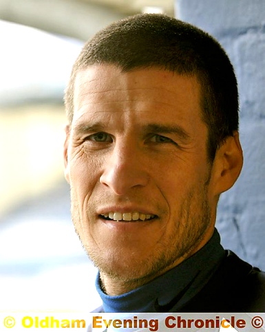 Paul Murray will remain at Athletic in a coaching capacity. 