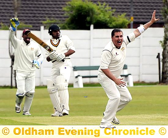 CAPTAIN FANTASTIC: Crompton’s Carl Taylor tormented Oldham last weekend.
CAPTAIN FANTASTIC: Crompton’s Carl Taylor tormented Oldham last weekend.