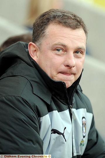 OLD FOE: Huddersfield boss Mark Robins
OLD FOE: Huddersfield boss Mark Robins