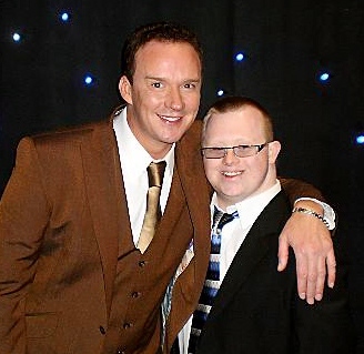 Scott Needham with his singing hero, Russell Watson
Scott Needham with his singing hero, Russell Watson