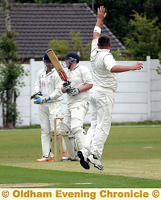 LEAD BY EXAMPLE: captains Matthew Taylor of Werneth (batsman) and Crompton’s Carl Taylor (bowler) will have key roles to play for their clubs tomorrow.
LEAD BY EXAMPLE: captains Matthew Taylor of Werneth (batsman) and Crompton’s Carl Taylor (bowler) will have key roles to play for their clubs tomorrow.