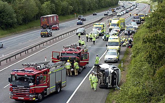 The scene after the crash. Picture: Banbury Guardian 