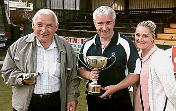 Gary Ellis celebrates his fifth Waterloo title with dad Tom and wife Denise.