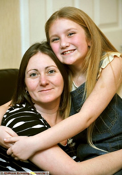 Ysabella and her mum Sarah