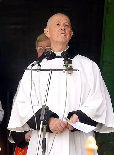 THE Rev Dr. Christopher Halliday THE Rev Dr. Christopher Halliday