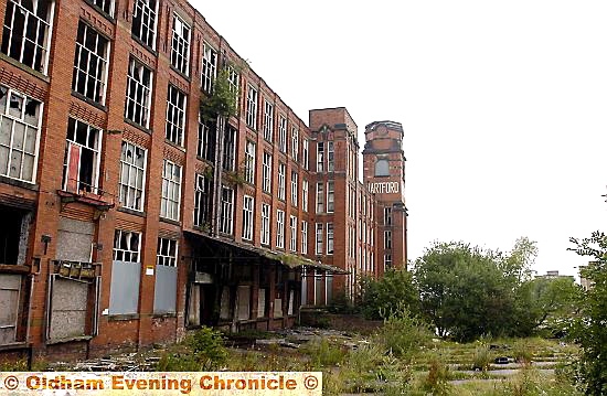 Hartford Mill, Werneth: first moves in demolition