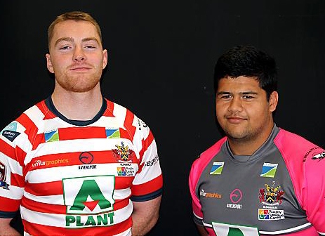 IN CONTENTION . . . Roughyeds new boys Will Hope (left) and Elliot Liku, who trained last night.