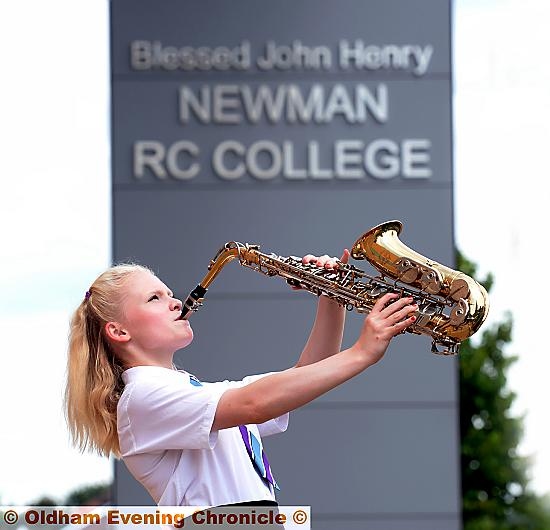 Sophia Rawlings gives a solo performance. 