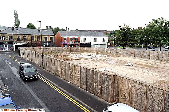 DEAL DONE: now Royton’s new supermarket can go ahead DEAL DONE: now Royton’s new supermarket can go ahead