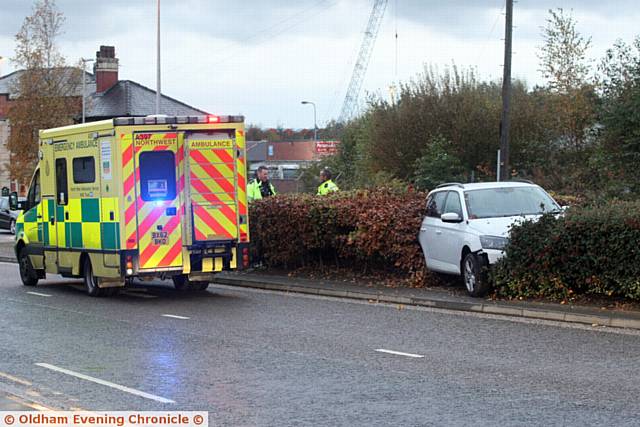 RTA on Manchester road, Oldham, beside the Texaco filling station and close to Hollinwood. A Skoda Fabia, crashed into the middle reservation.