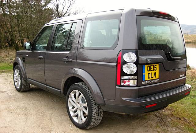 Go-anywhere prestige SUV